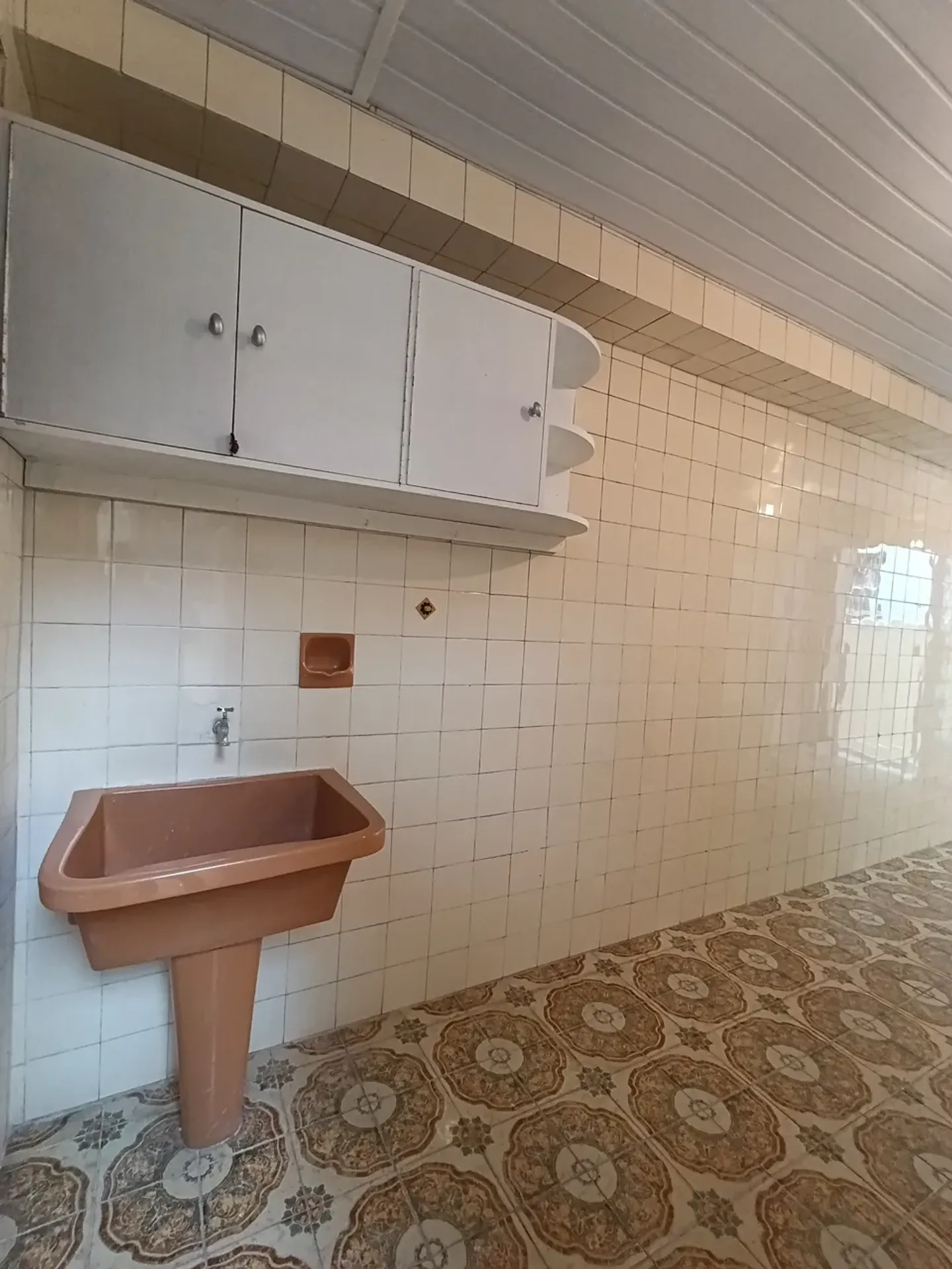 Washing machine in a 2-bedroom house, 82 m² — photo 48