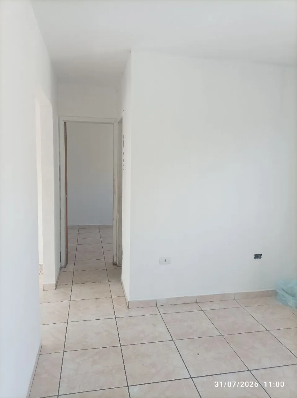 2-bedroom house with glass shower enclosure, no parking — photo 13