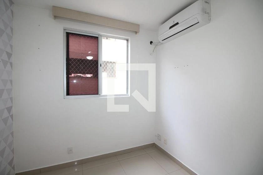 Apartamento de 2 quartos em condomínio com piscina — photo 22