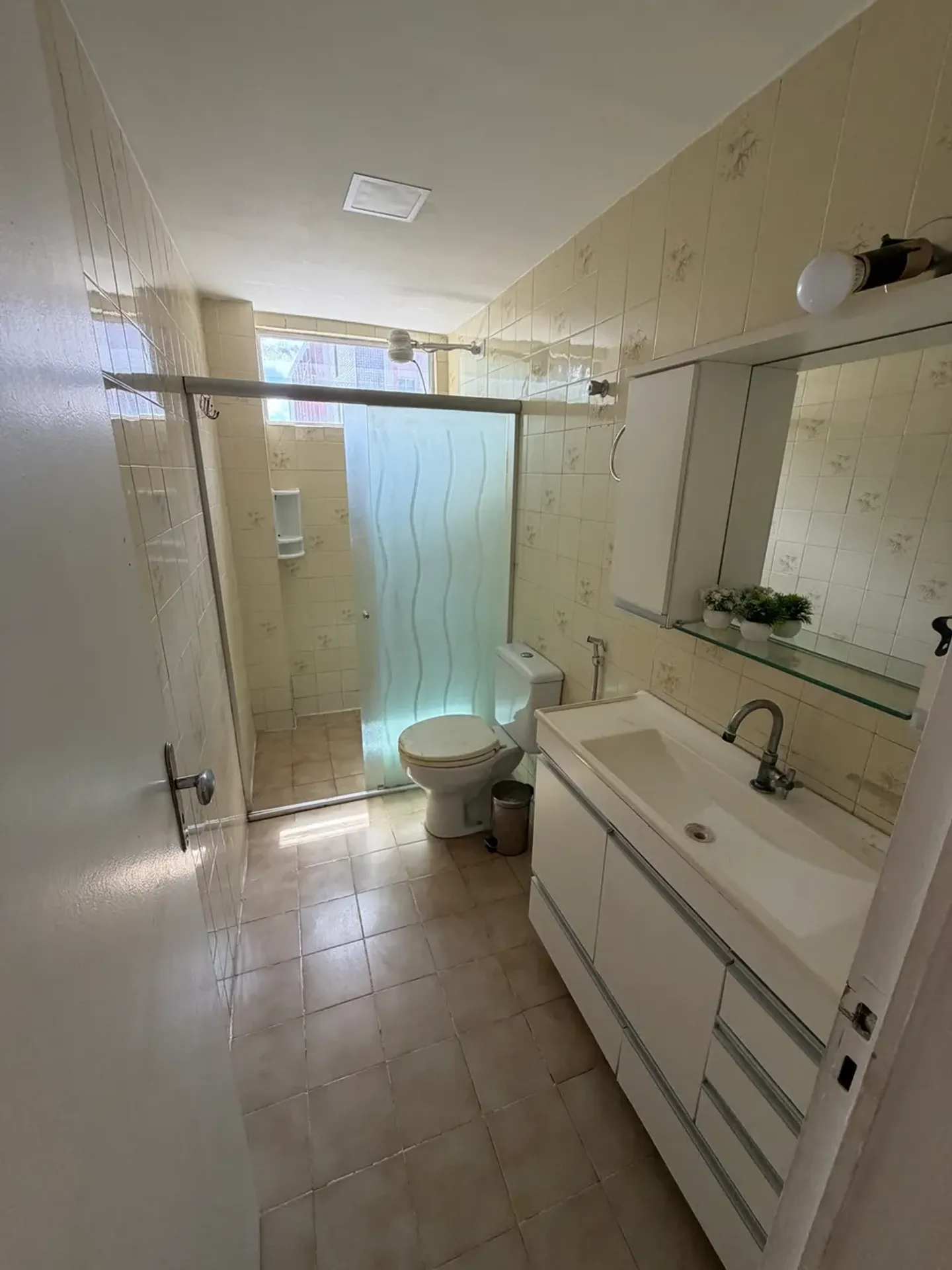Квартира: 3 спальні, 1 з власною ванною кімнатою, 80 м² — photo 7