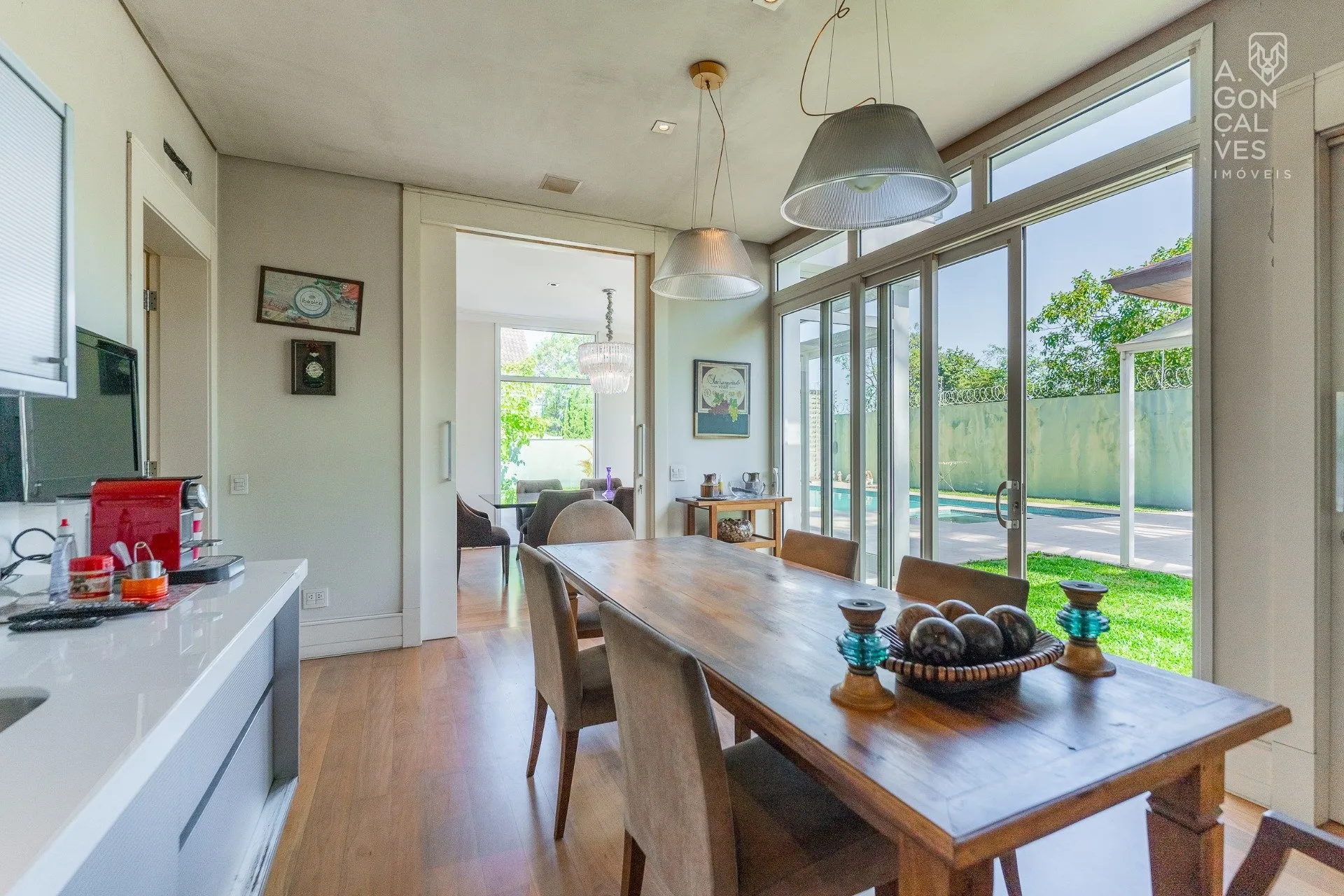 Furnished house with 5 bedrooms and 5 bathrooms — photo 18