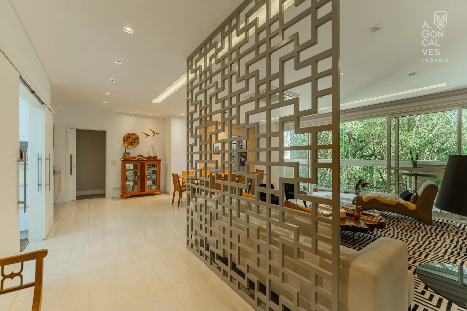 3-bedroom apartment with a dishwasher in Curitiba — photo 5