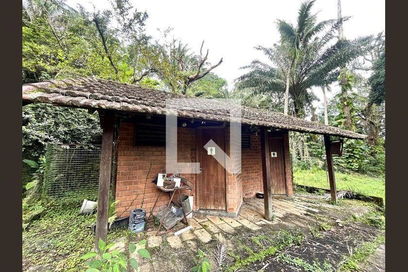 Furnished house, 9900 m², with a washing machine — photo 12