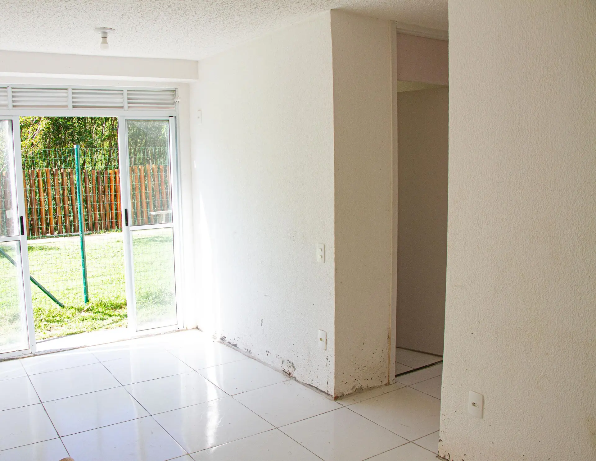 2-bedroom apartment with balcony and private garden — photo 15