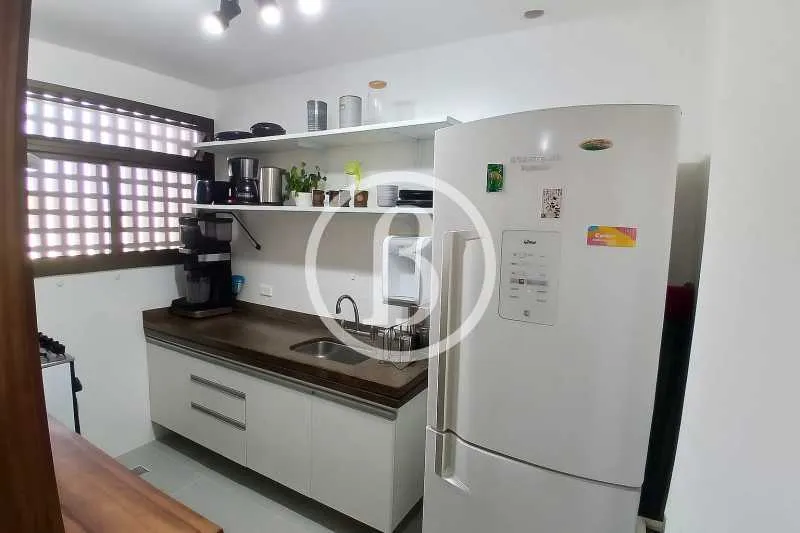 59 m² apartment with a jacuzzi and a water view — photo 9