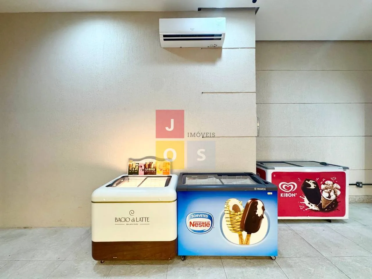 Apartamento mobiliado, 193 m², com janelas do piso ao teto — photo 103