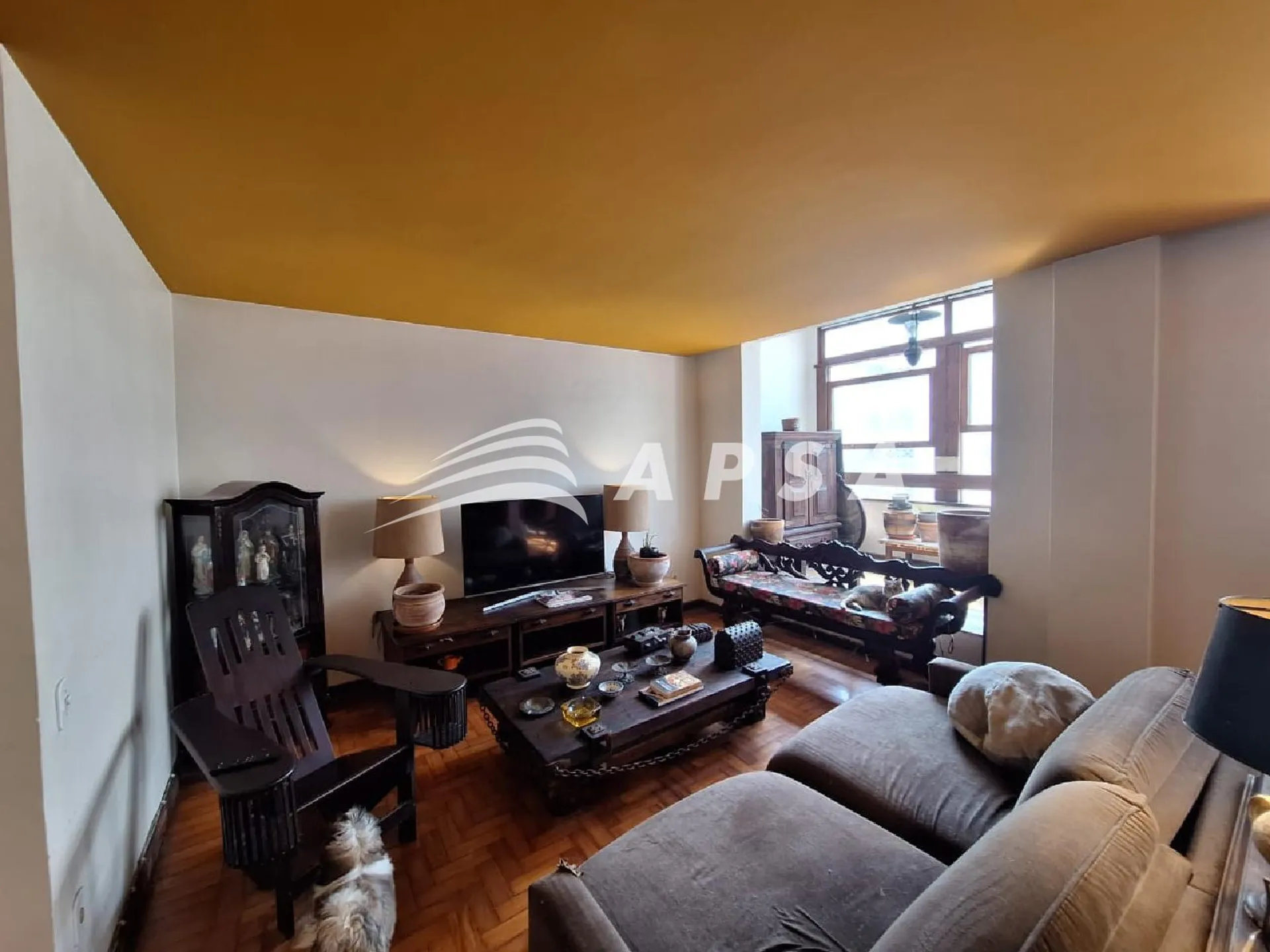 Furnished 210 m² apartment with 3 bedrooms and suite — photo 7