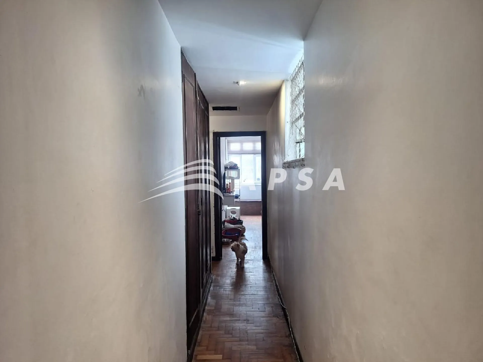 Furnished 210 m² apartment with 3 bedrooms and suite — photo 23