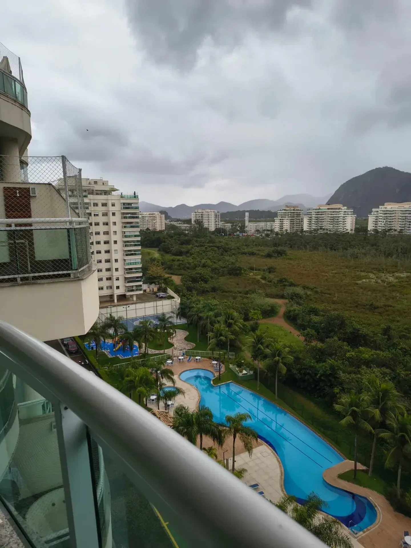 Furnished 1-bedroom apartment 79 m² with glass balcony — photo 5