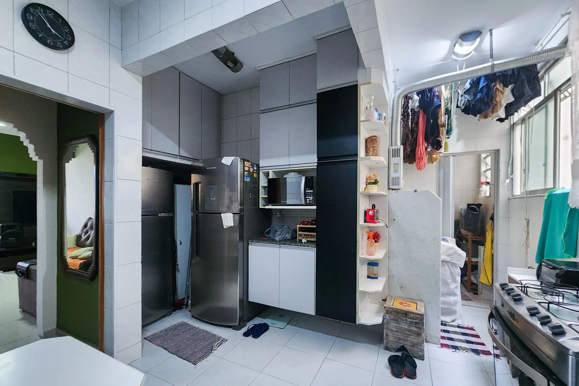 3-bedroom apartment with a bathtub — photo 22