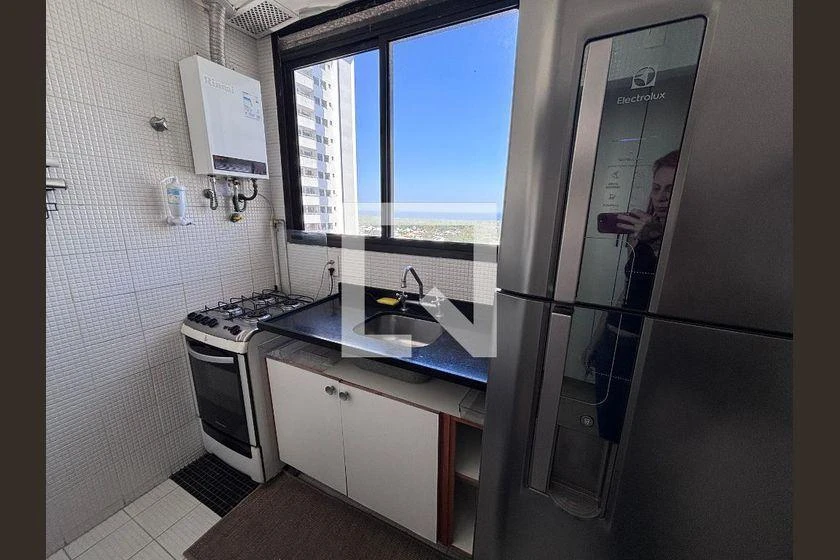 Furnished apartment with 2 en-suite bedrooms and balcony — photo 5