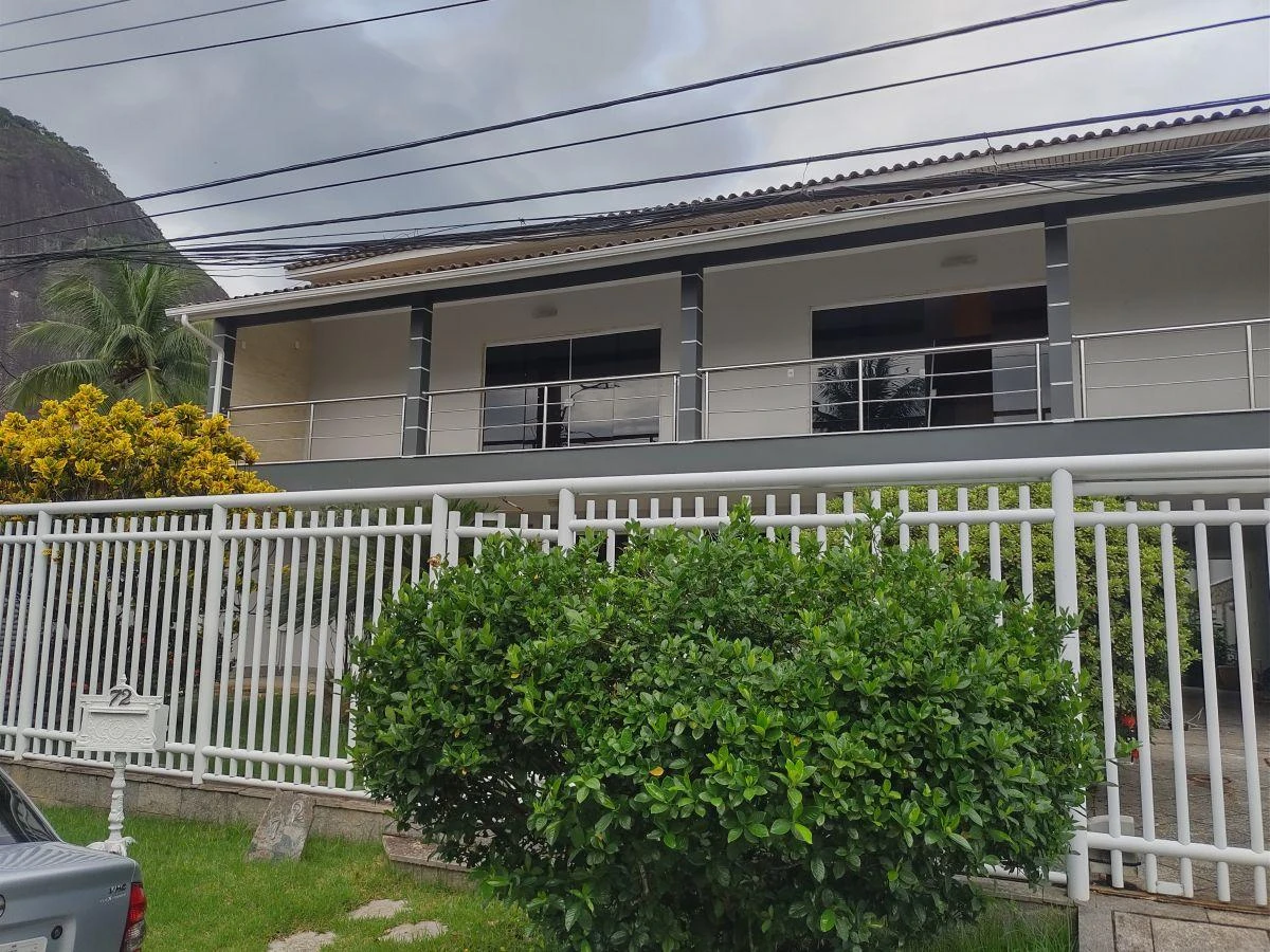 Casa de 650 m² con 6 suites y 5 plazas — photo 15