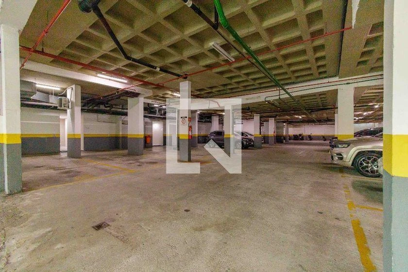 Rental apartment with 3 bedrooms, balcony 94 m² — photo 43