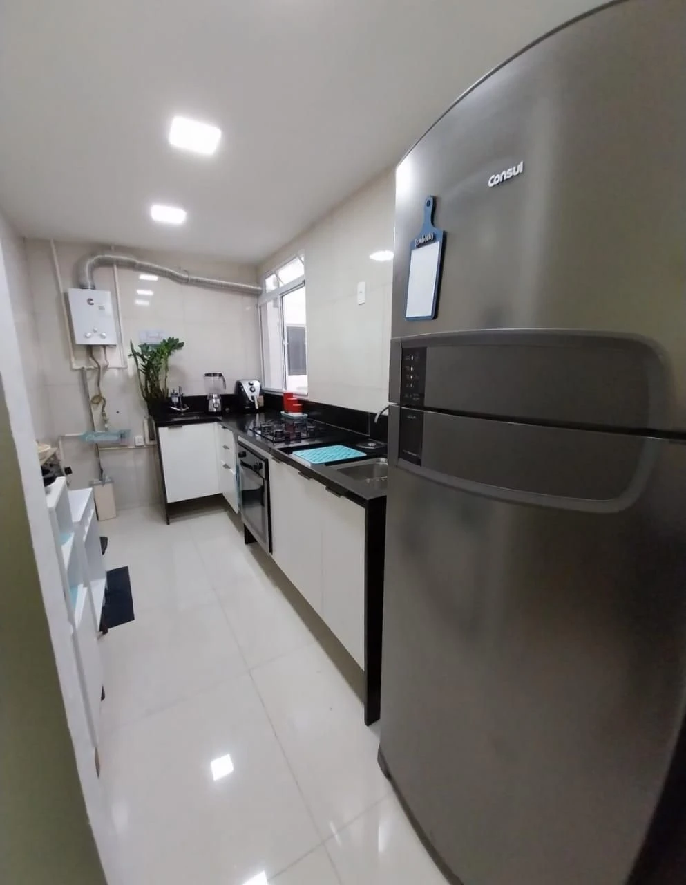 Furnished 2-bedroom apartment with 1 parking space — photo 2
