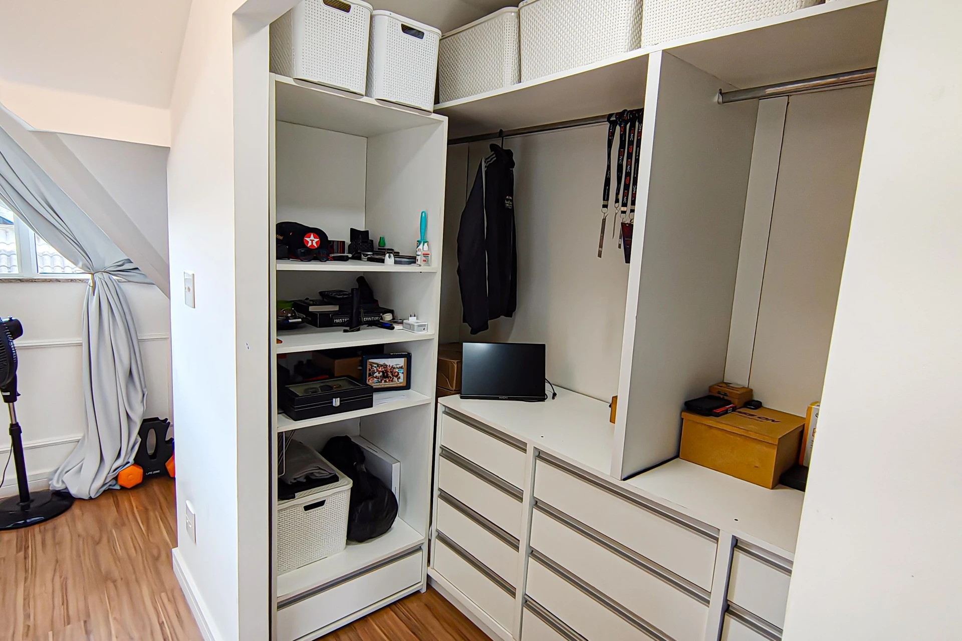 170 m² house with a dishwasher and a bathtub — photo 23