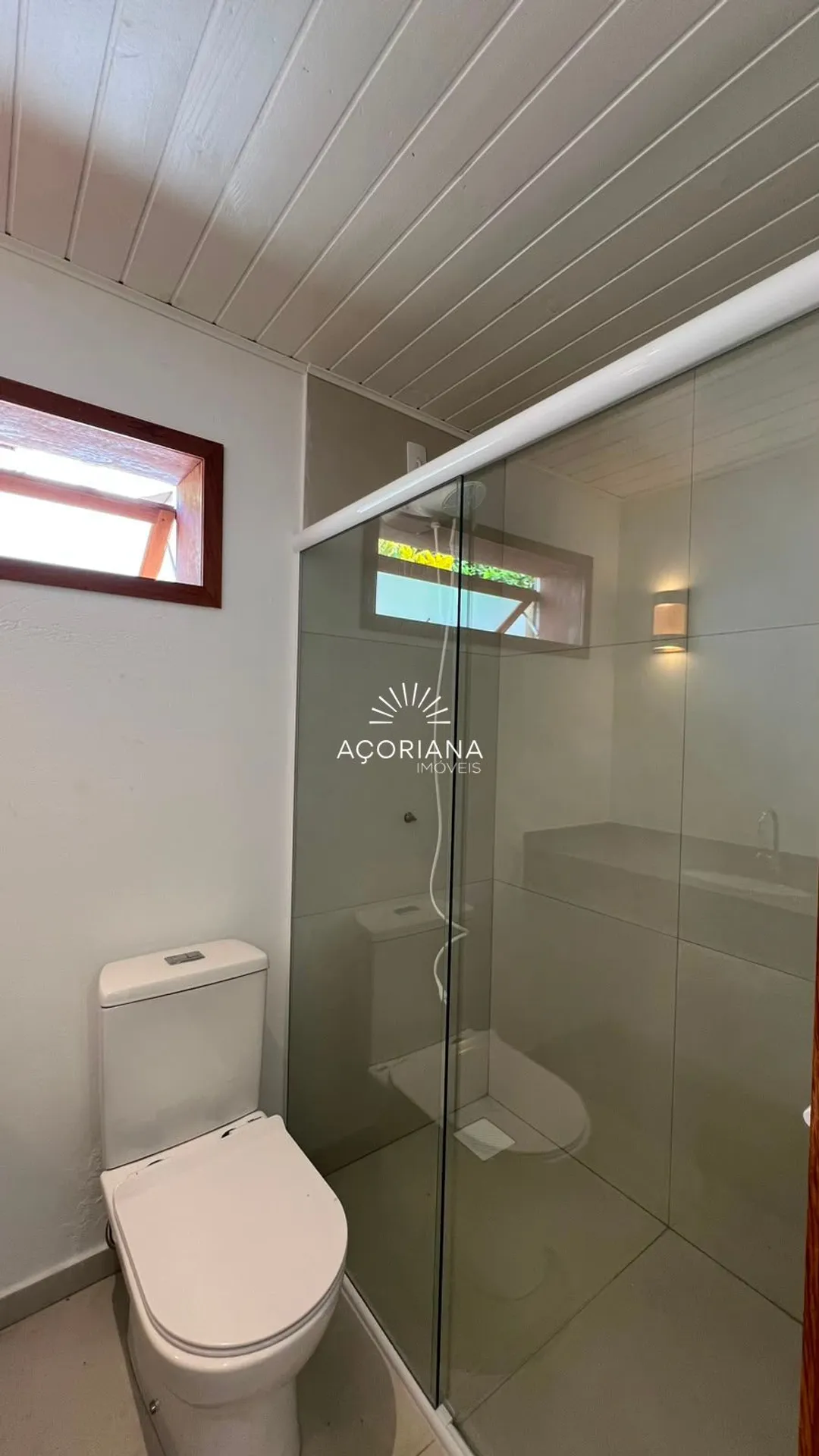 Furnished 600 m² house with 5 bedrooms and an integrated kitchen — photo 47