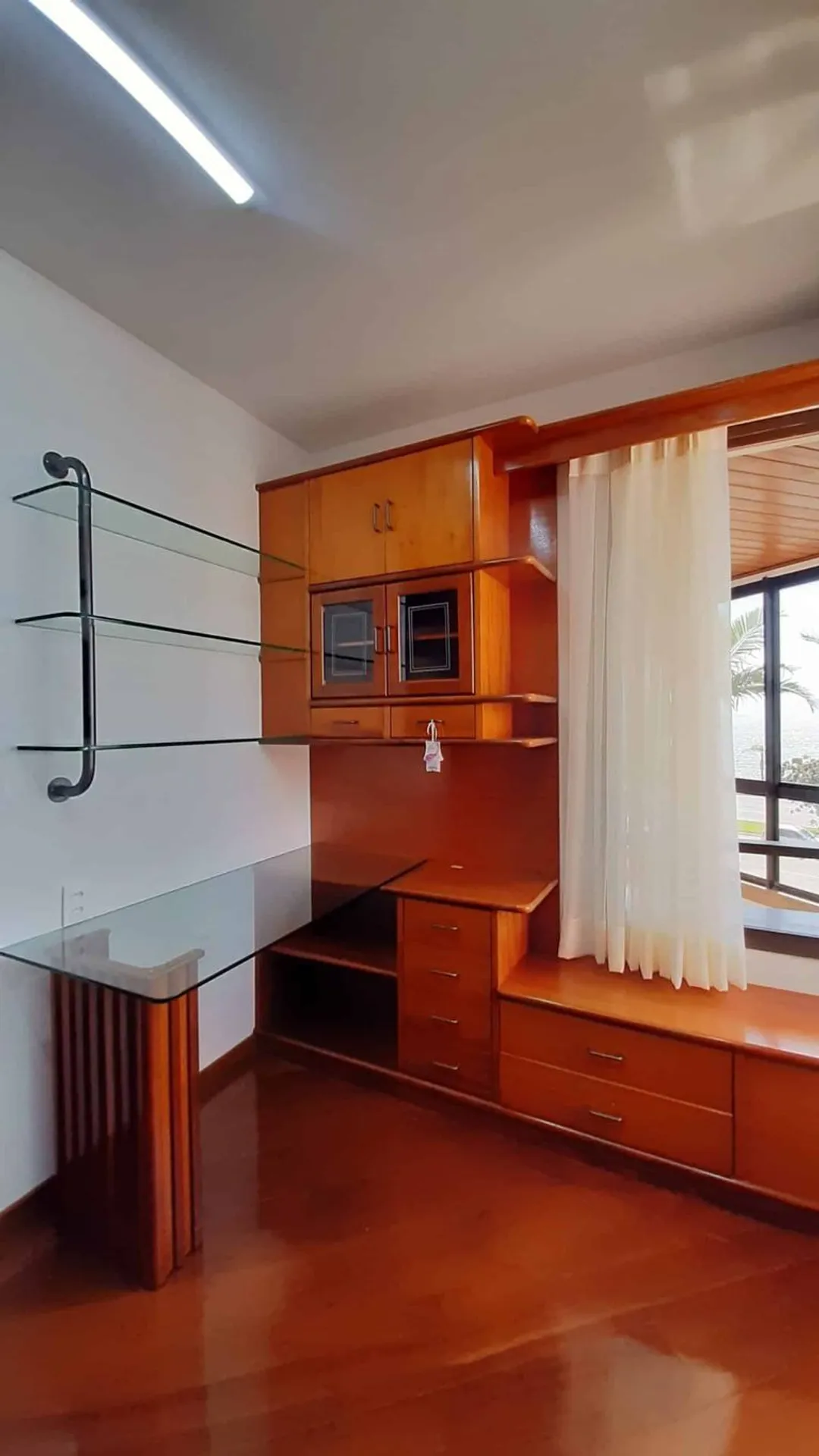283 m² apartment with 4 bedrooms and 2 en-suites — photo 2