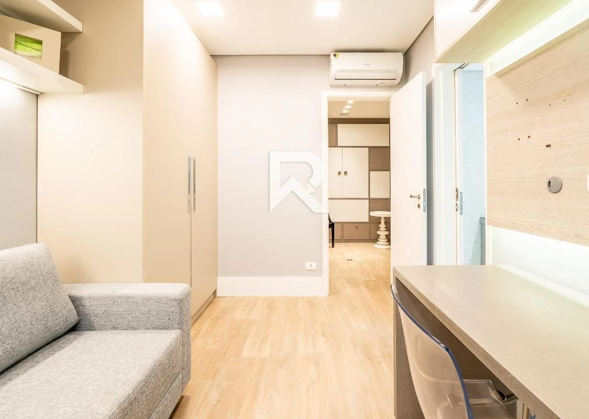 3-bedroom apartment in a building with a sauna — photo 33