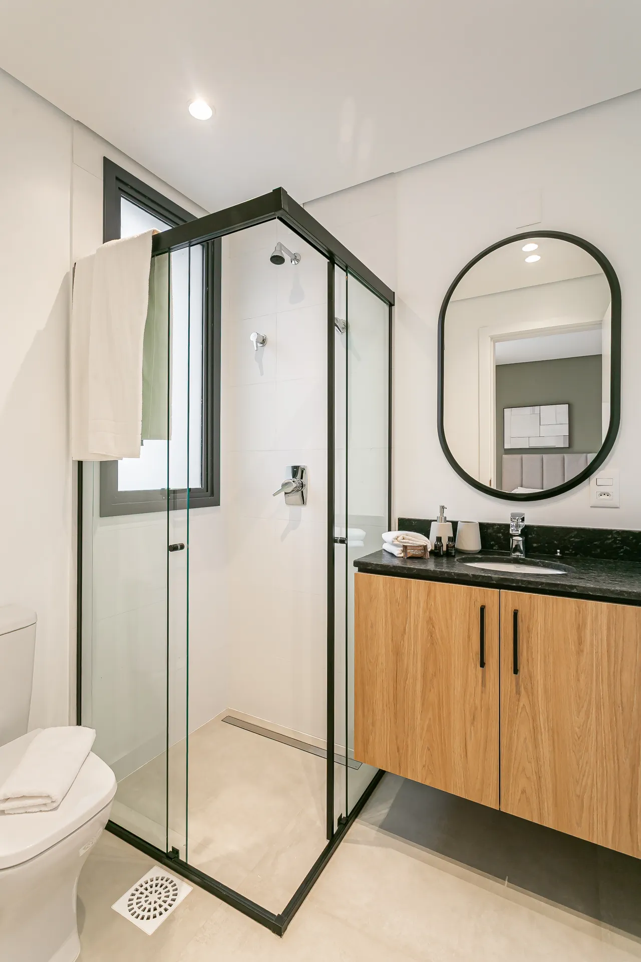 Мебльована квартира 111 м² з 2 спальнями та балконом — photo 25