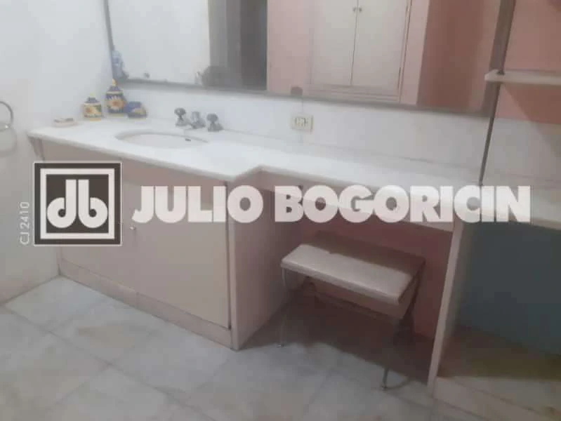 367 m² apartment with 4 bedrooms and closed gas kitchen — photo 21