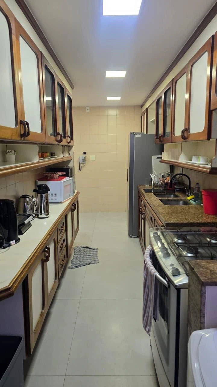 4-bedroom apartment in a building with a sauna — photo 23