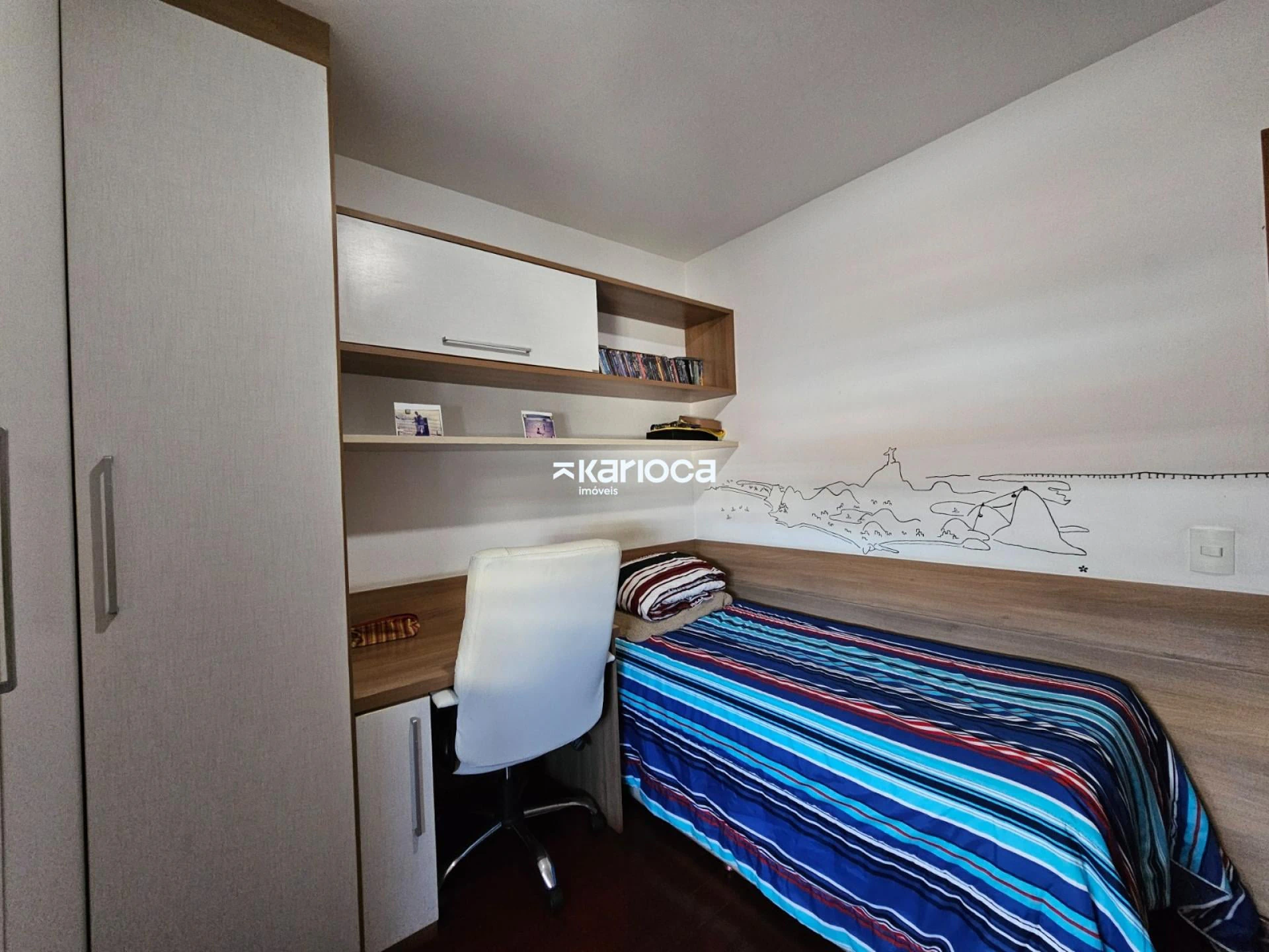 Furnished 187 m² apartment with 4 bedrooms and private BBQ — photo 15