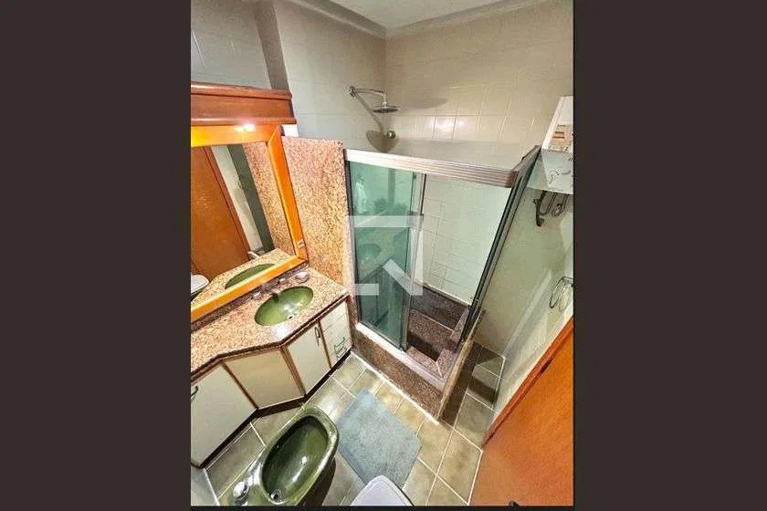 Apartamento amueblado de 100 m² con 2 dormitorios y plaza — photo 18