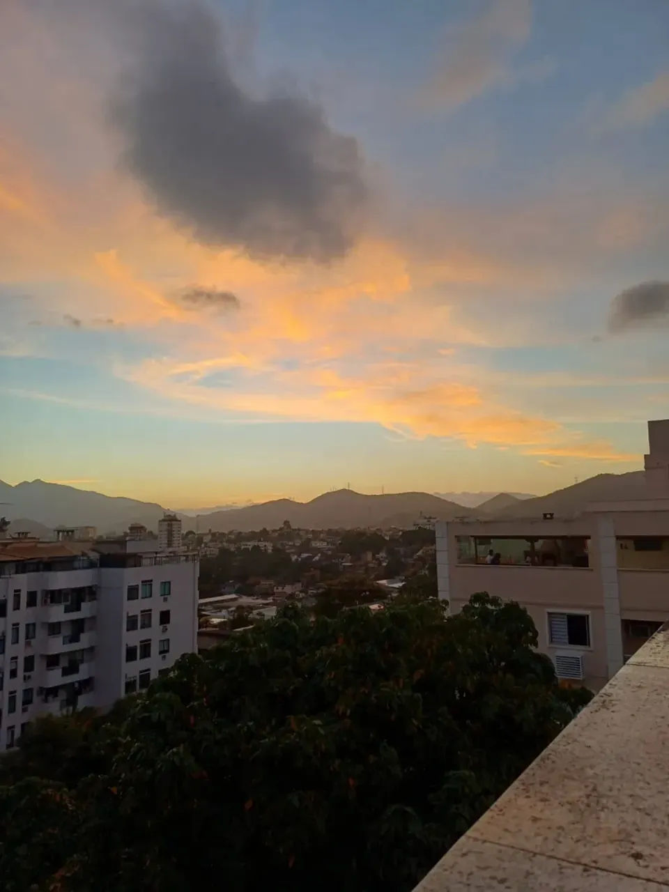 Duplex penthouse with 3 bedrooms and city views — photo 7