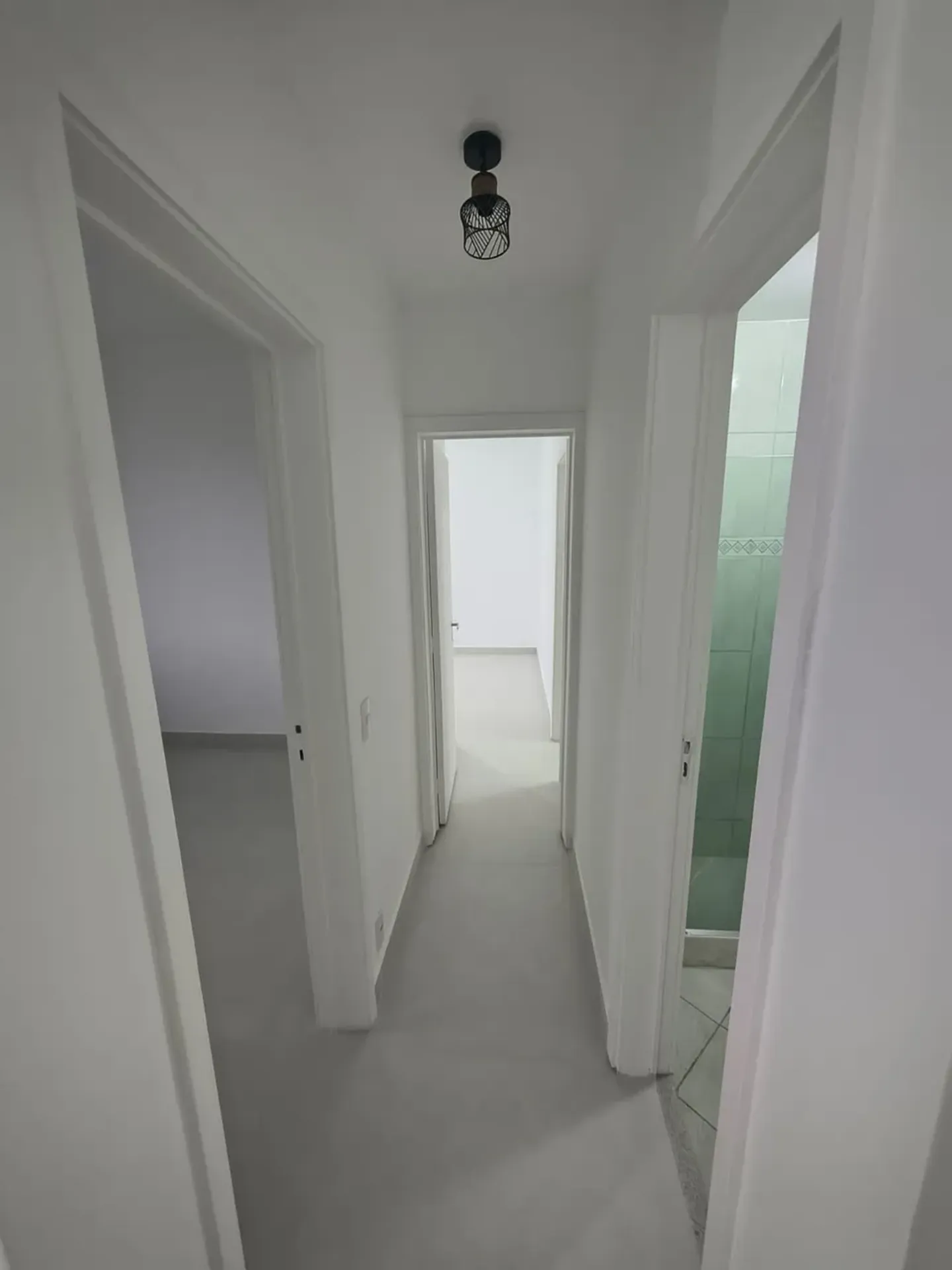 Квартира з 2 спальнями, у будинку є тренажерний зал — photo 9