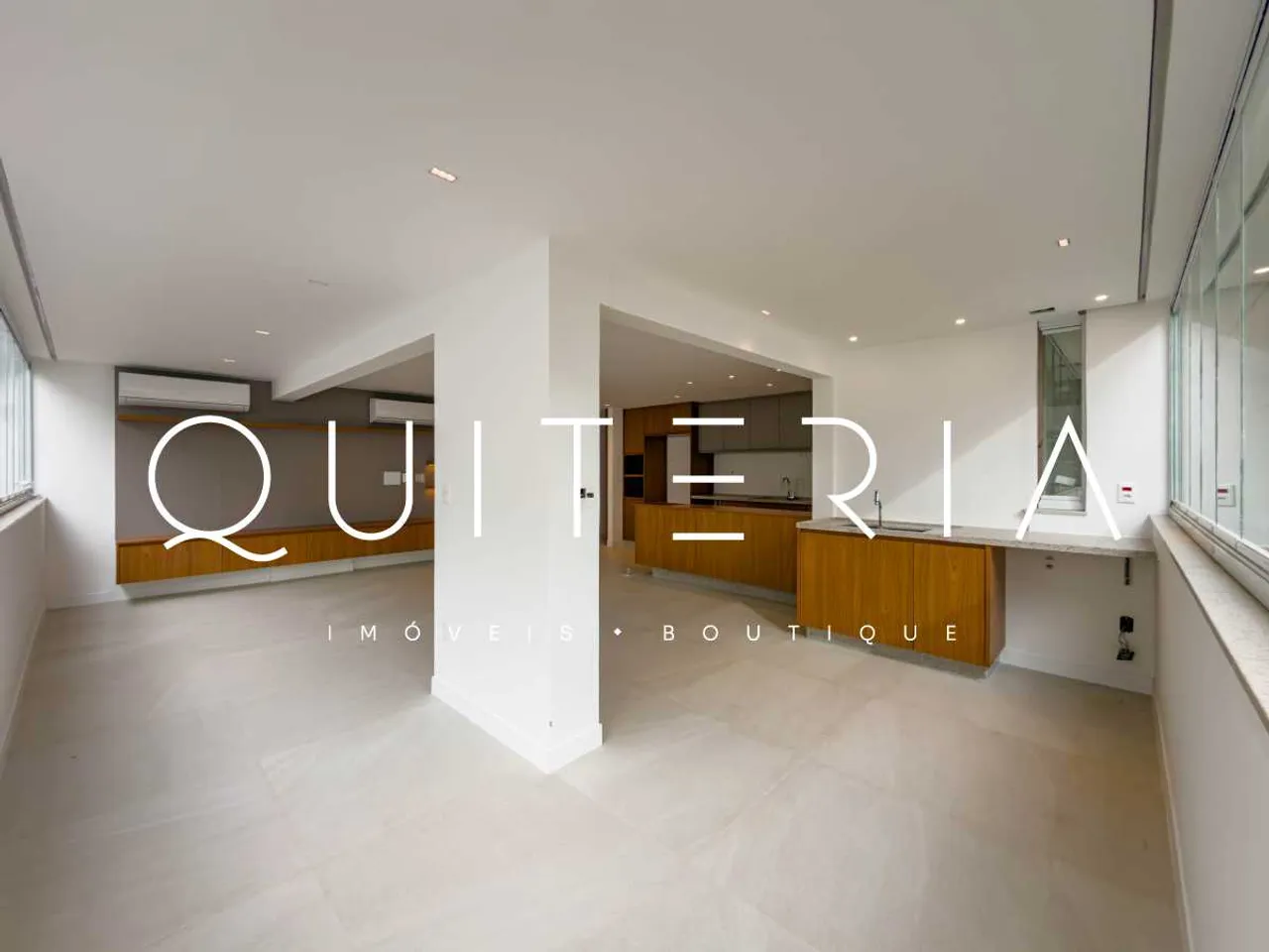 3-bedroom apartment with open-plan kitchen and balcony — photo 5