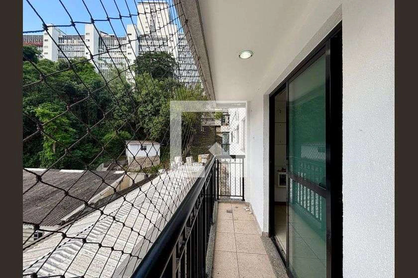 111 m² rental apartment with 3 bedrooms and 2 parking spots — photo 3