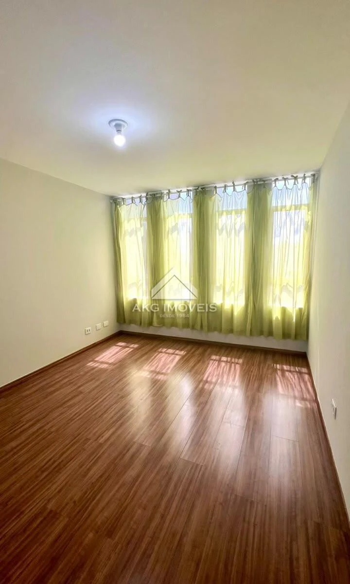 Квартира 49 м²: 1 спальня en-suite и 1 парковочное место