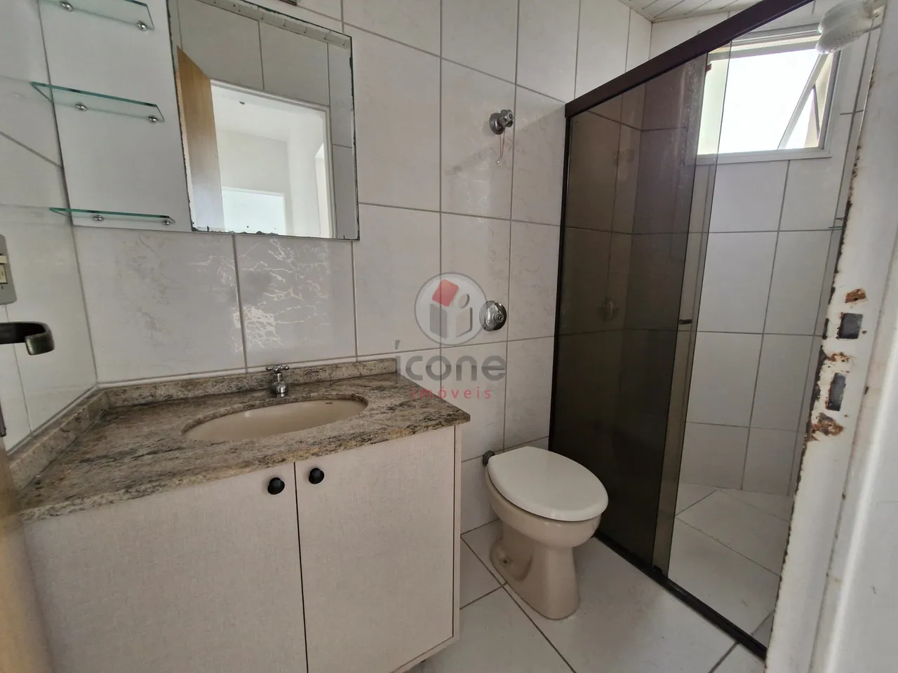3-bedroom apartment with shared BBQ area — photo 18