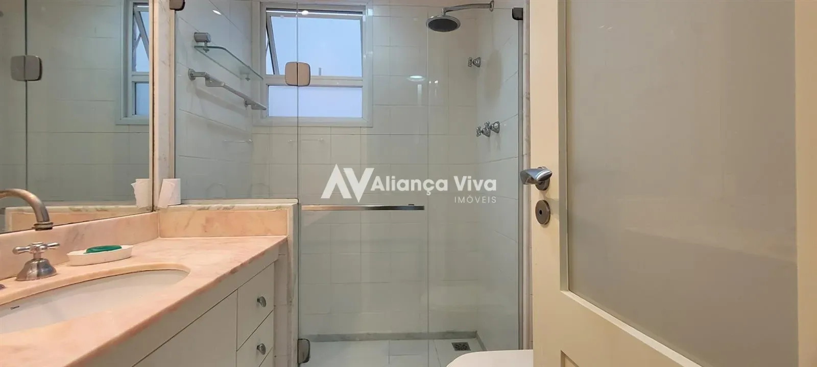96 m² unfurnished apartment with 2 bedrooms and suite — photo 36