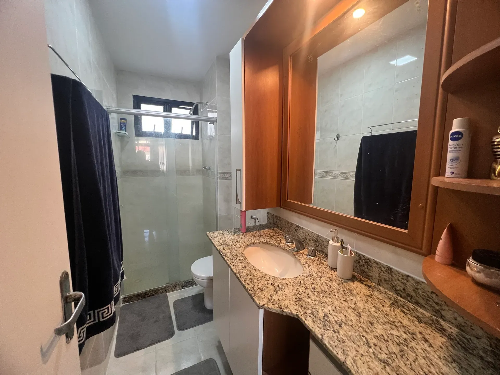 Furnished 90 m² apartment with a suite and 3 bedrooms — photo 15