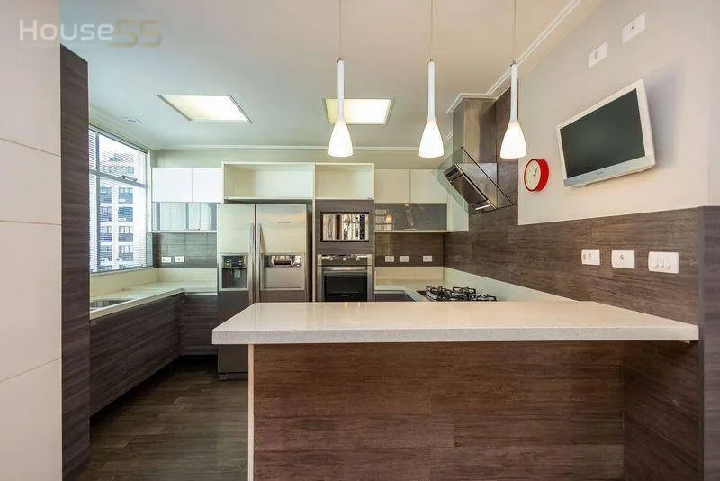 113 m² apartment with 1 bedroom and a balcony — photo 13
