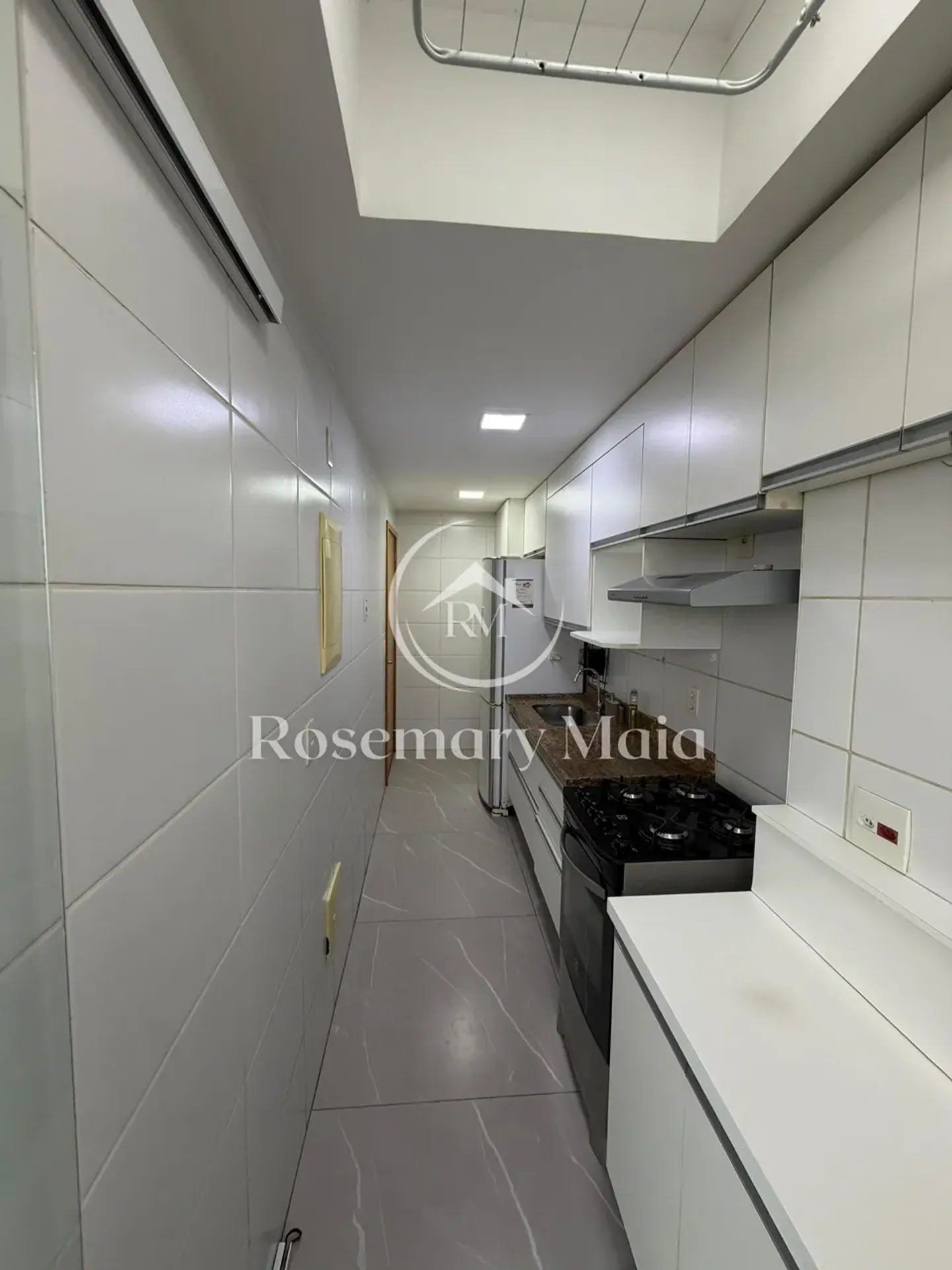 2-bedroom apartment in a building with a sauna — photo 23