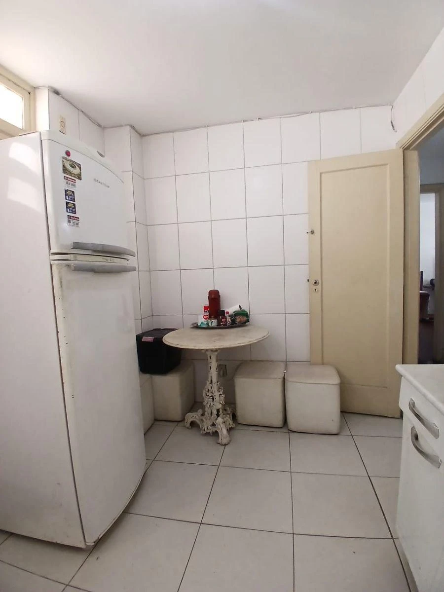 Furnished 90 m² apartment with 2 bedrooms and 1 bathroom — photo 13