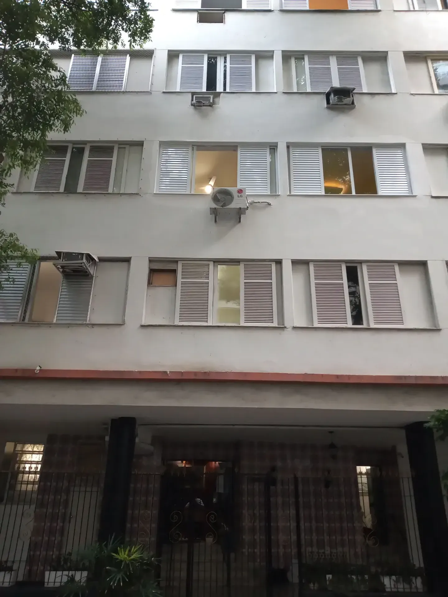 1 quarto e piso de madeira ou laminado: apartamento de 38 m² — photo 7