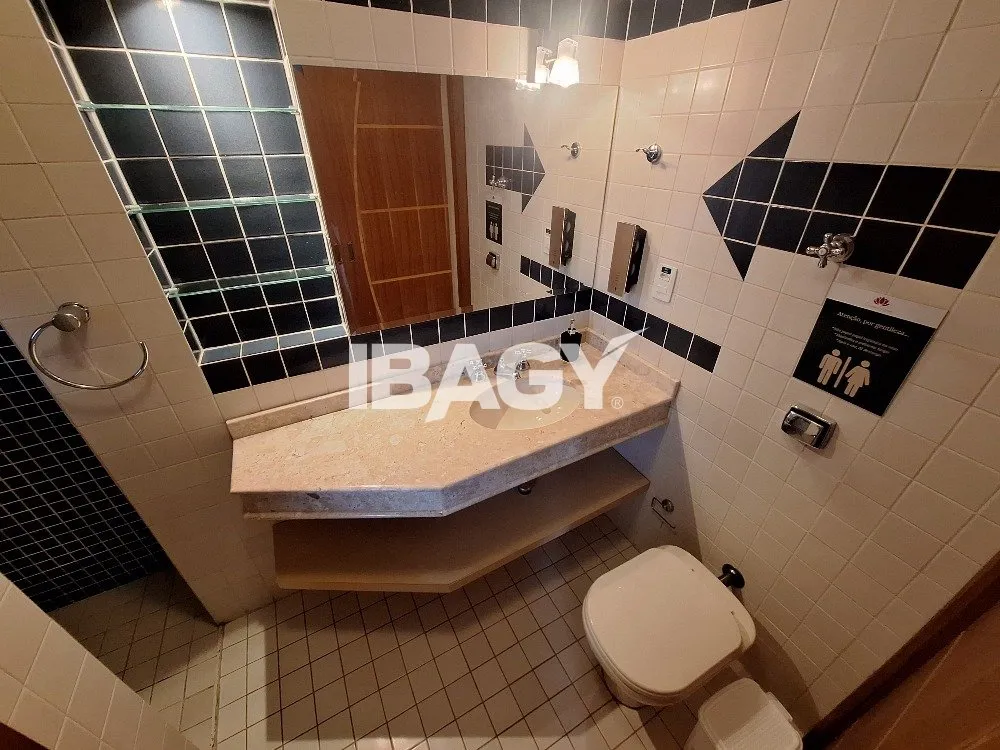 Мебльований будинок на 840 м² з 3 власними ванними — photo 42