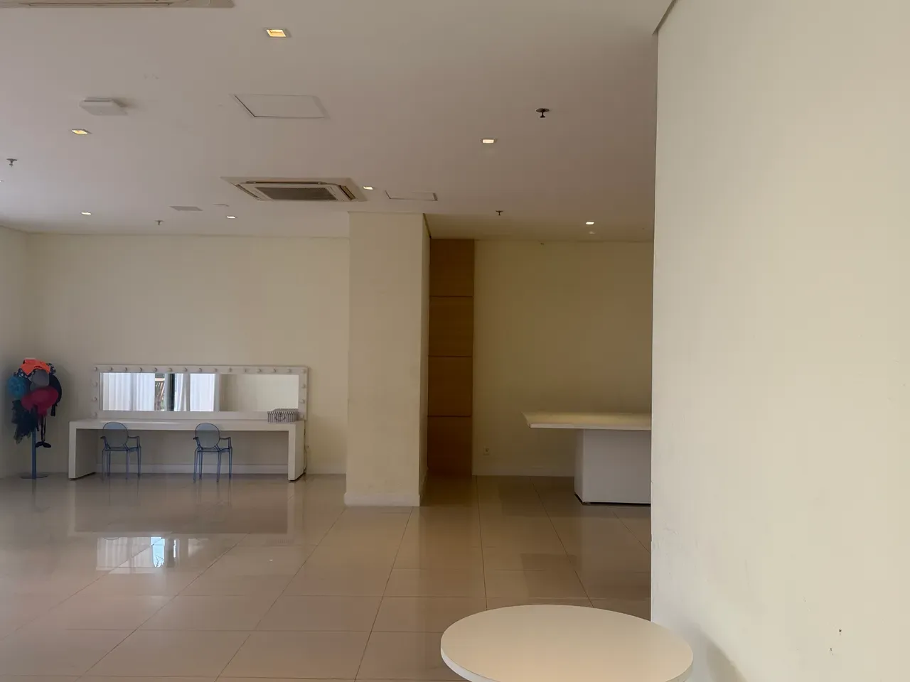4-bedroom apartment with 125 m² and a balcony — photo 45