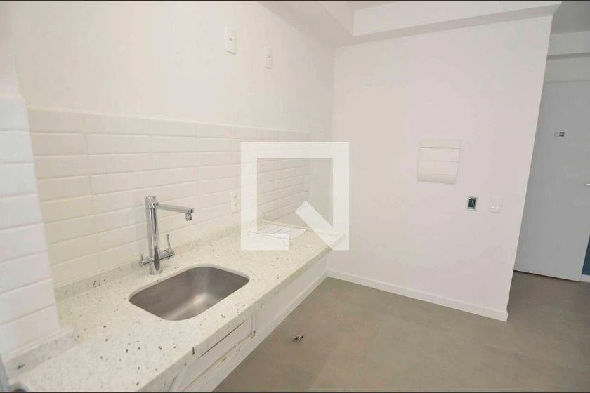 Apartment with 2 bedrooms and suite in 63 m² — photo 25