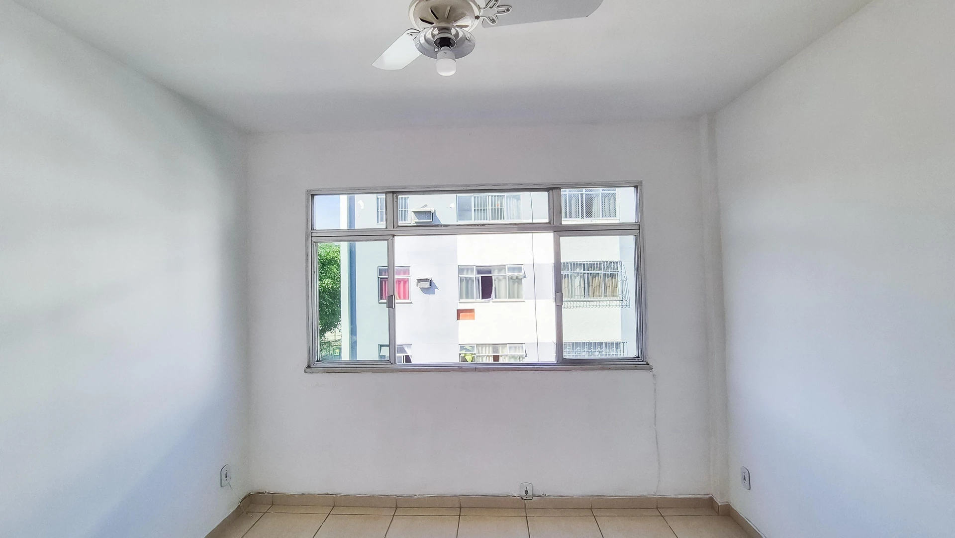 Unfurnished apartment with 2 bedrooms and 1 bathroom — photo 49
