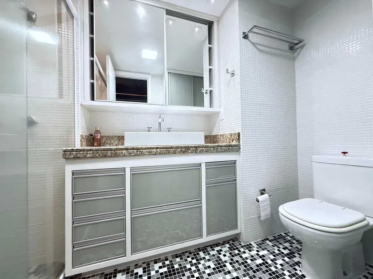 Rental apartment with 4 bedrooms and 157 m² — photo 10
