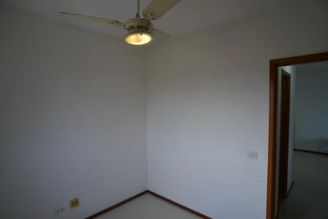 Furnished 2-bedroom apartment with a balcony — photo 27