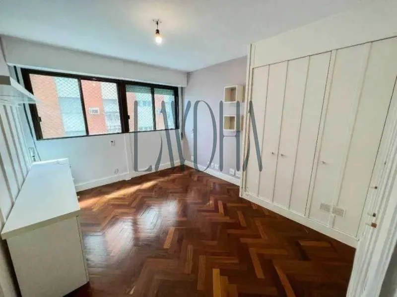 Apartamento residencial con 3 dormitorios y 4 baños — photo 19