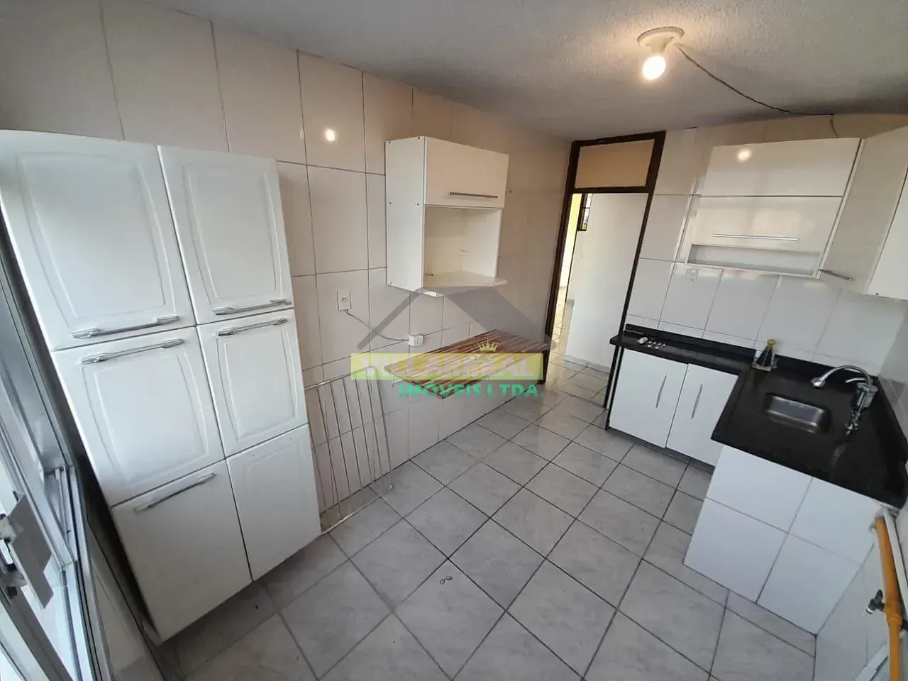 Unfurnished apartment with 2 bedrooms and 2 bathrooms — photo 2