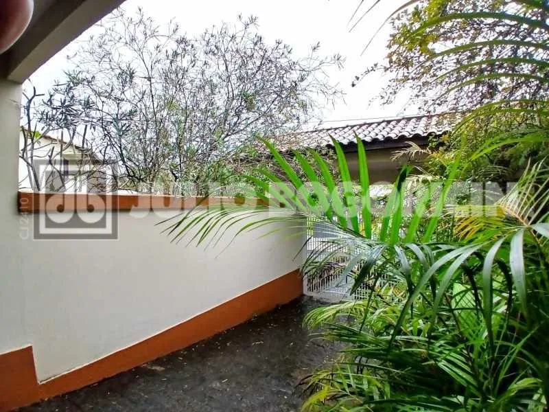 Casa com 5 quartos e área da piscina aberta — photo 21