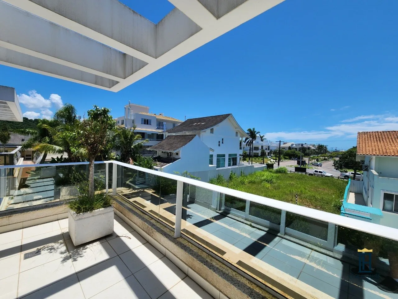 Furnished house with 7 en-suite bedrooms and 10 baths — photo 18
