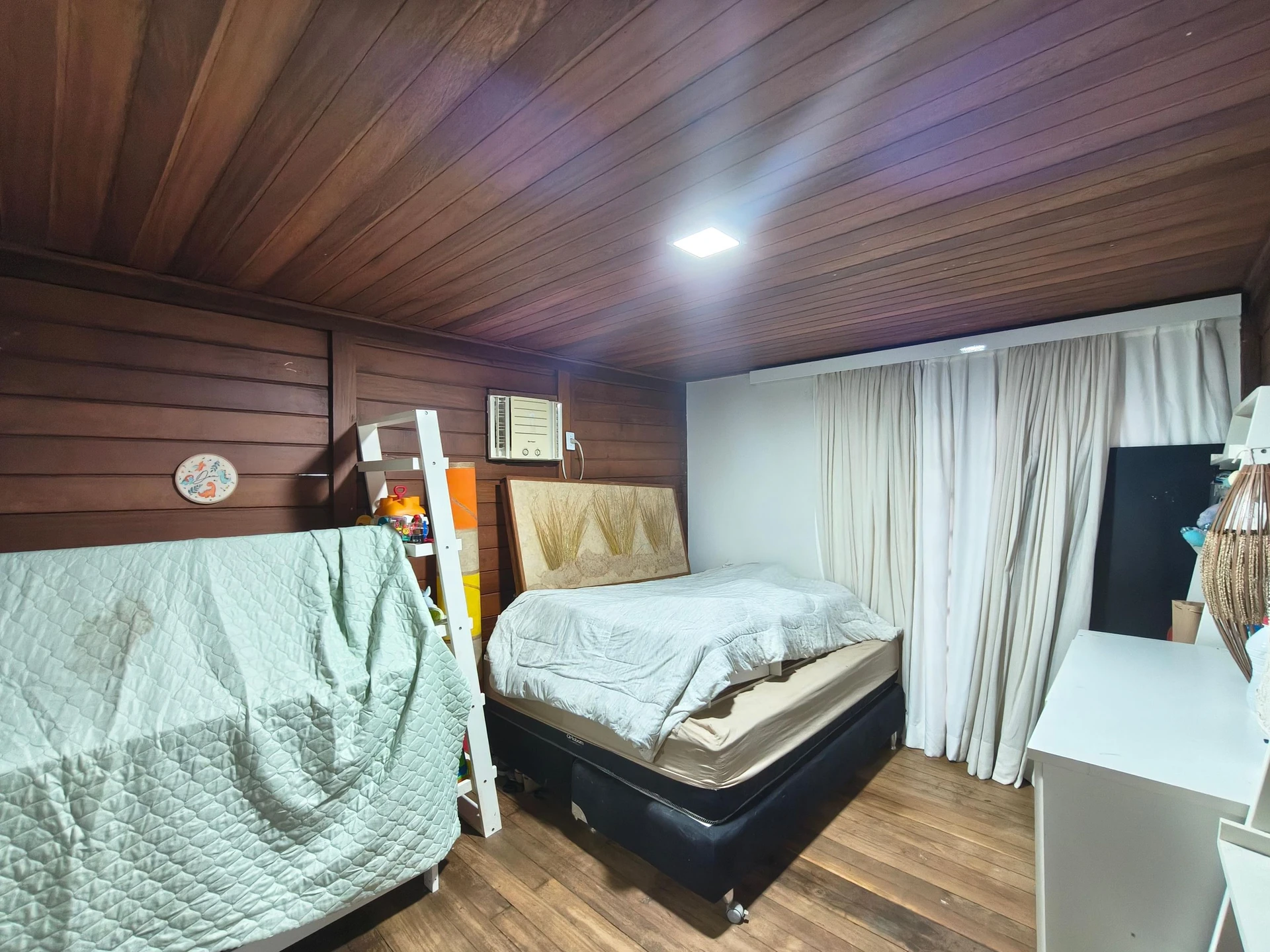 3-bedroom house with a walk-in closet in Rio de Janeiro — photo 61